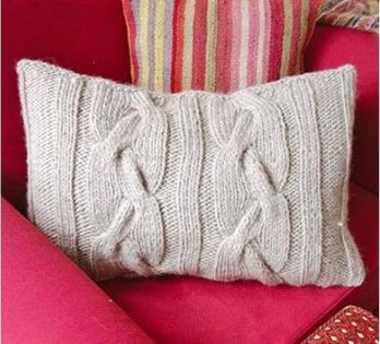 Cable Knit Throw Pillow