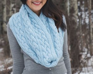 Cable Knit Infinity Scarf Pattern