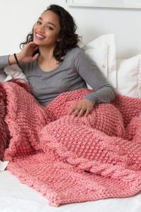 Chunky Cable Knit Throw